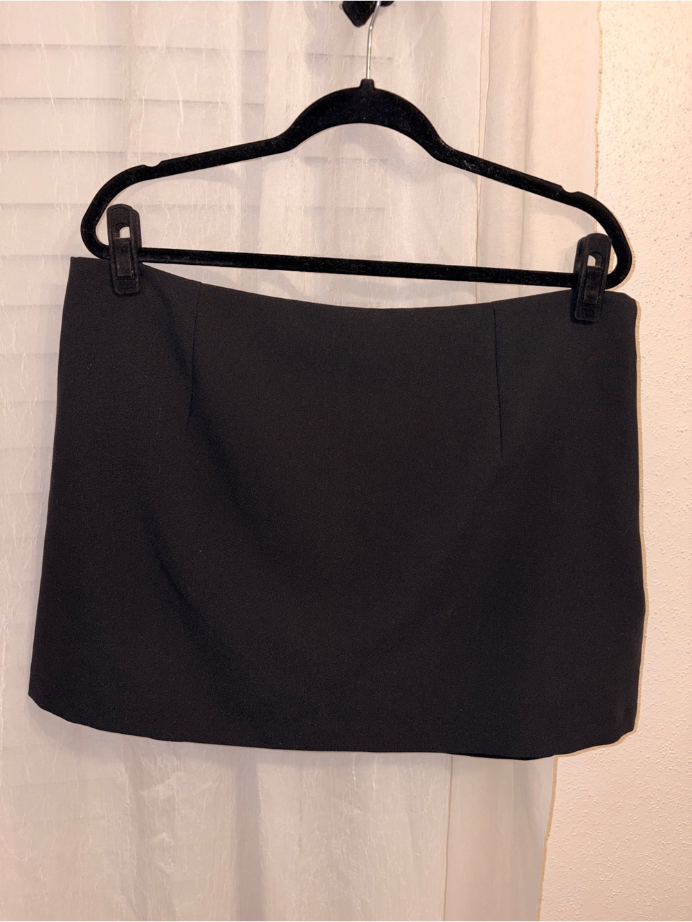 Abercrombie & Fitch Black Mini Scarlett Skirt